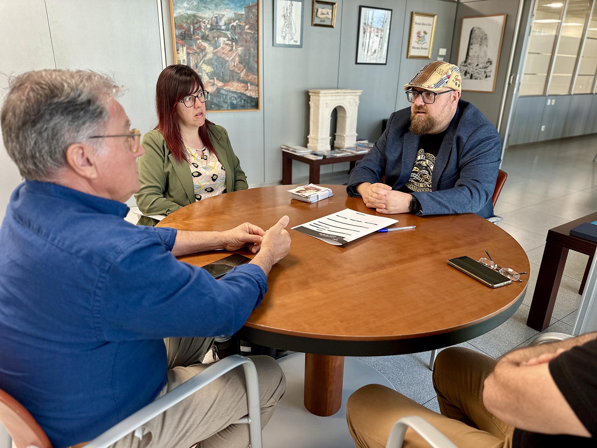 L’Ajuntament de Roda de Berà i el FIC-CAT signen el conveni anual de col·laboració L’Ajuntament de Roda de Berà i el FIC-CAT signen el conveni anual de col·laboració