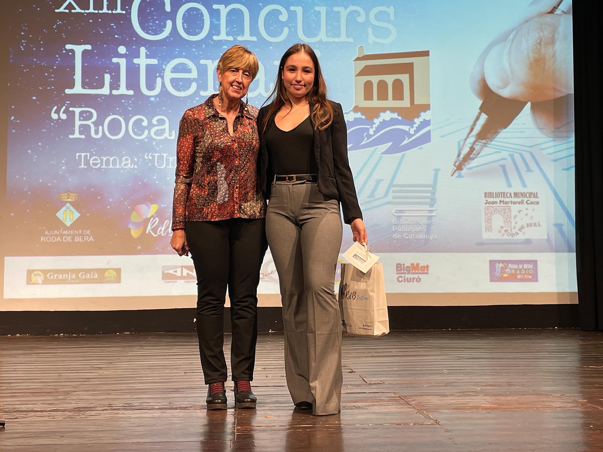 Lliurament de premis del 13è Concurs Literari Roca Plana Lliurament de premis del 13è Concurs Literari Roca Plana