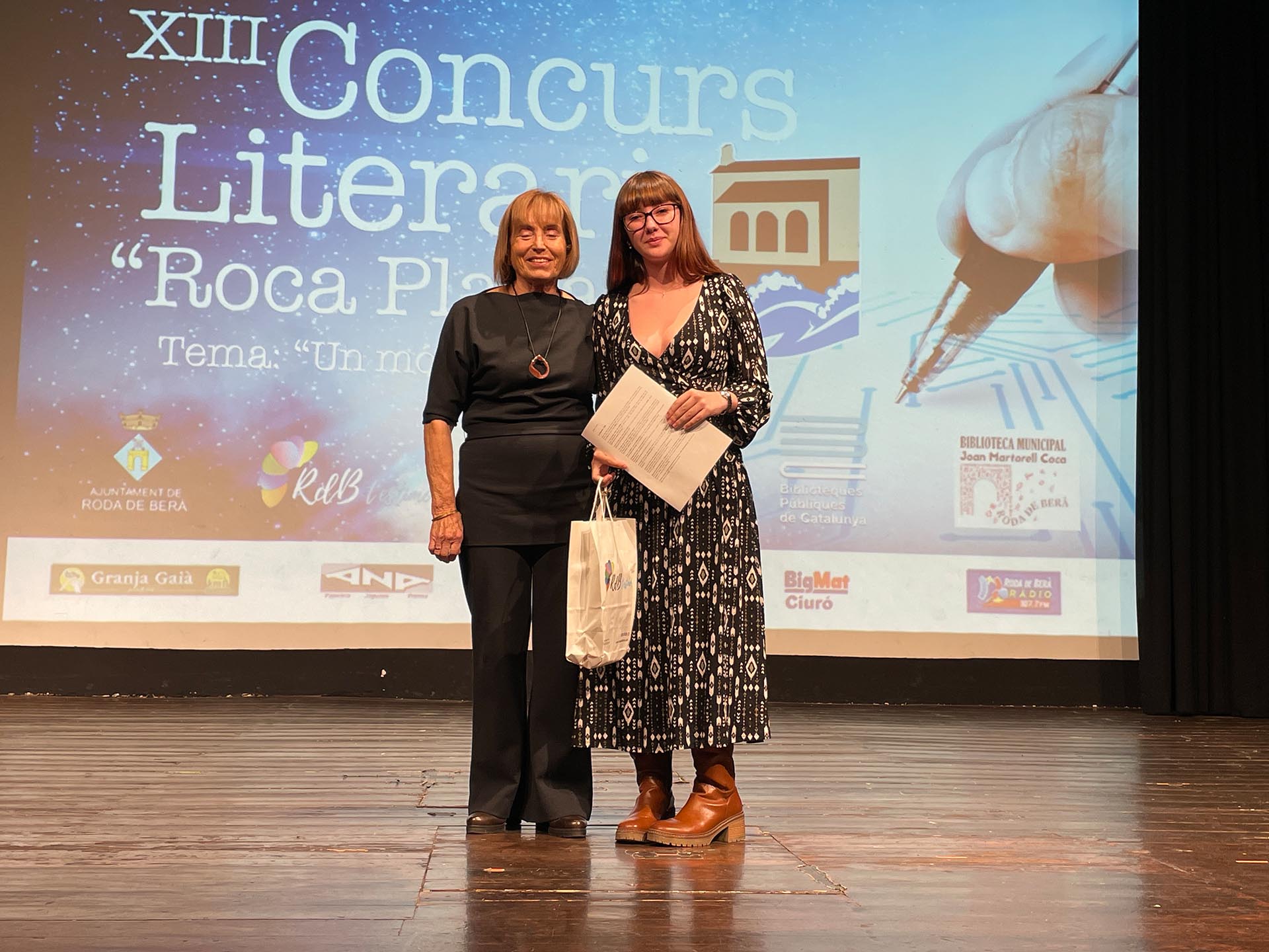 Lliurament de premis del 13è Concurs Literari Roca Plana Lliurament de premis del 13è Concurs Literari Roca Plana