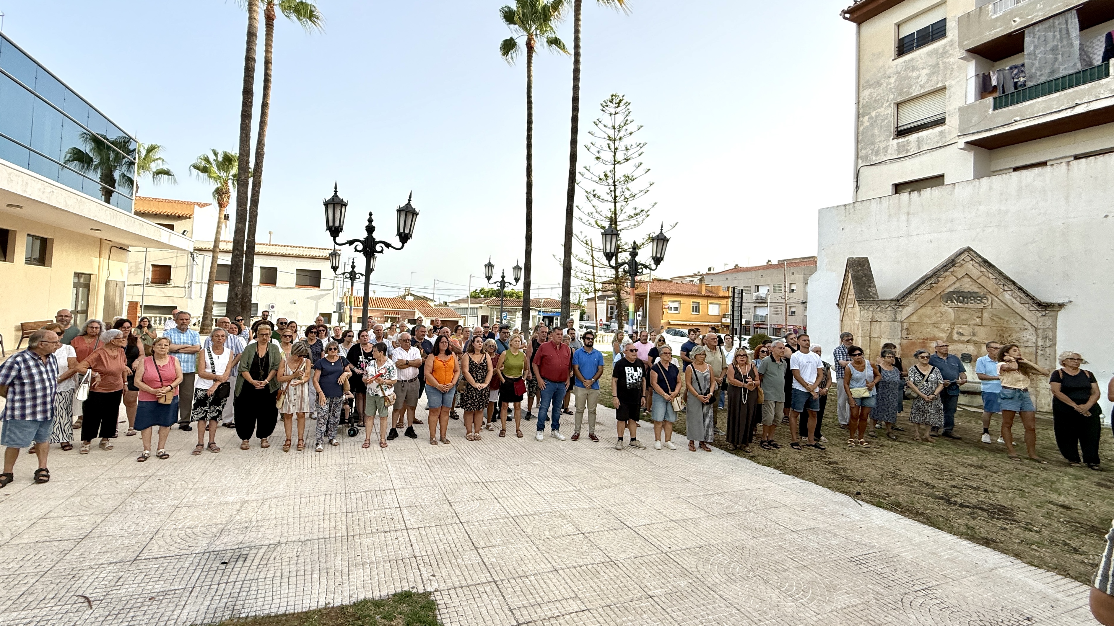 Minut de silenci pels aiguats Minut de silenci pels aiguats