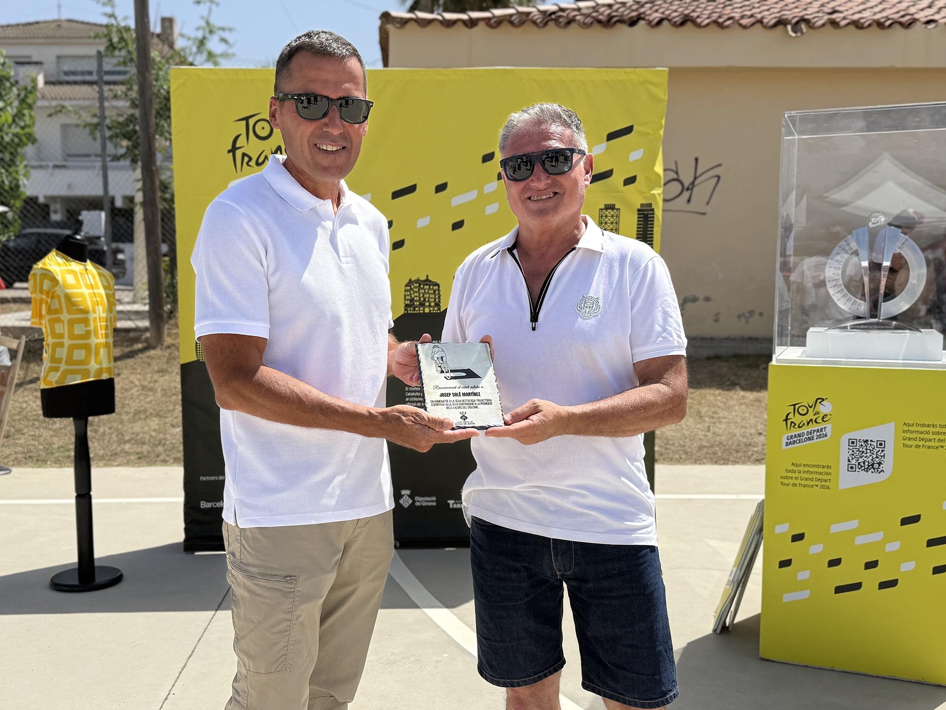 Roda de Berà ret homenatge a la tradició ciclista rodenca Roda de Berà ret homenatge a la tradició ciclista rodenca